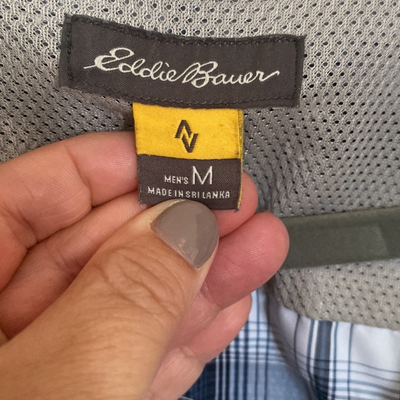 Short sleeve button down - Picture 2 of 4